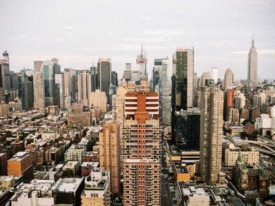 temi.dev — AI-Powered Portfolio Platform